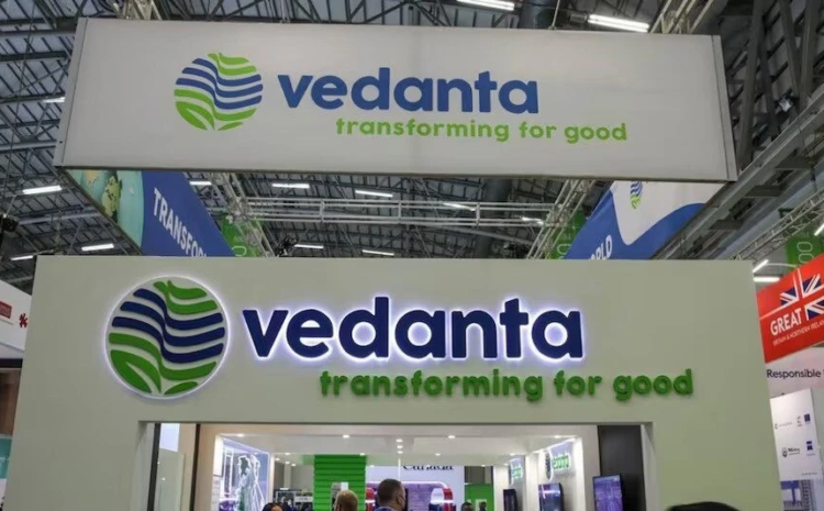  Vedanta Shares Near 52-Week High, Set for Best Year Since 2021